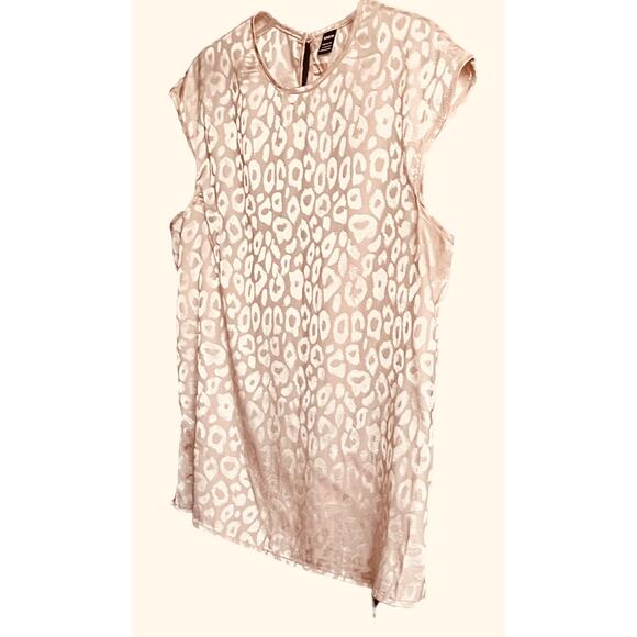 SHEIN CAP SLEEVE, ROUND NECK BLOUSE, WOMENS, L(8-10), PINK/SILVER ANIMAL PRINT - Picture 3 of 9